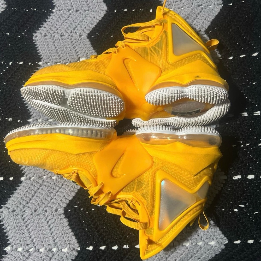 Yellow LeBron 19s